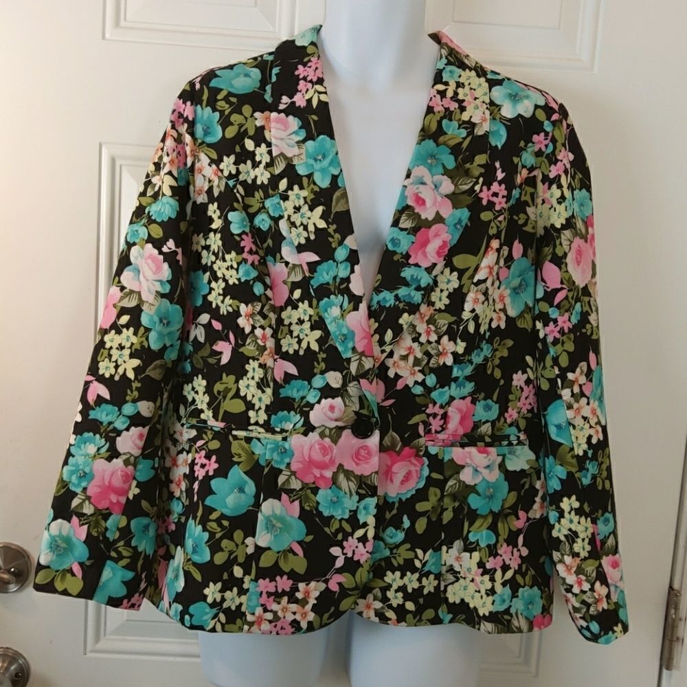 BFA Classics black floral unlined Blazer